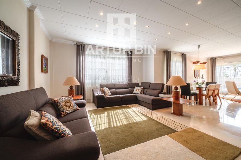 Foto d0642bce-8fdc-4da0-98cb-d215dd9ac66a. Chalet en El Faro Cullera