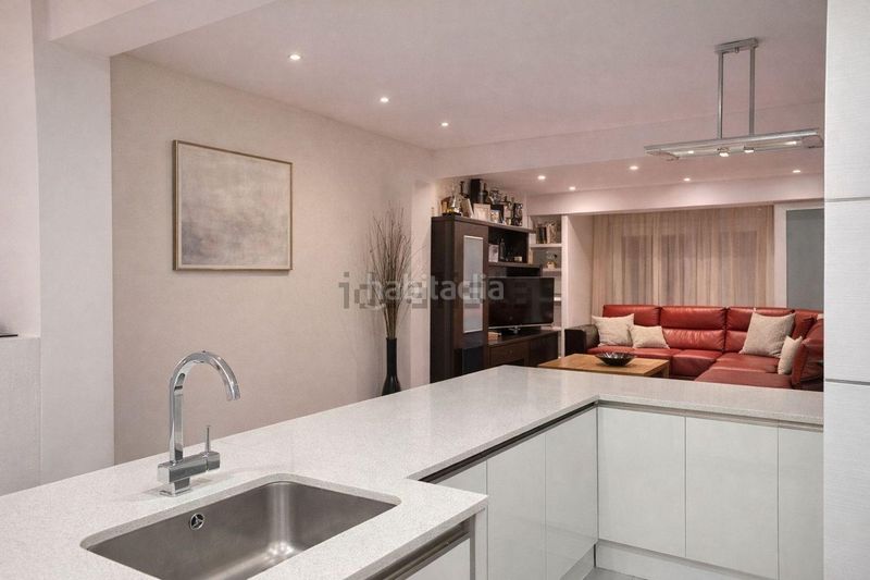 Foto d9152529-97fc-4a64-8b5d-9f5c20fd883f. Apartamento en Barrio Benicalap Valencia