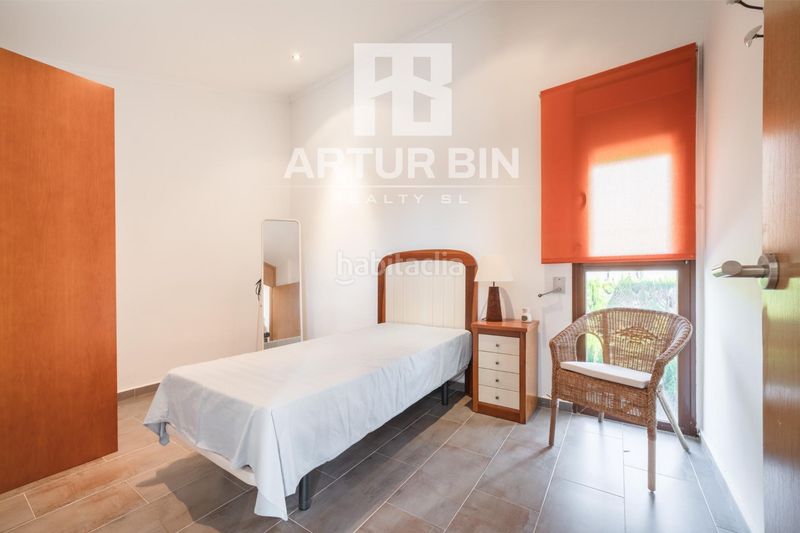 Foto 957ed76f-b31b-452c-be62-4102c1f792a6. Casa amb aparcament a El Bosque Chiva