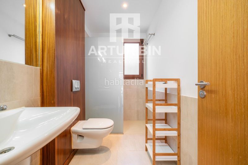 Foto efdfa435-8ccb-4214-82ea-1ac9da2f6bb1. Casa amb aparcament a El Bosque Chiva