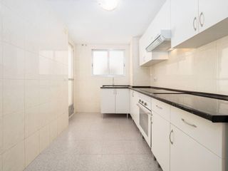 Miete Appartement in Zona Campus Universitario