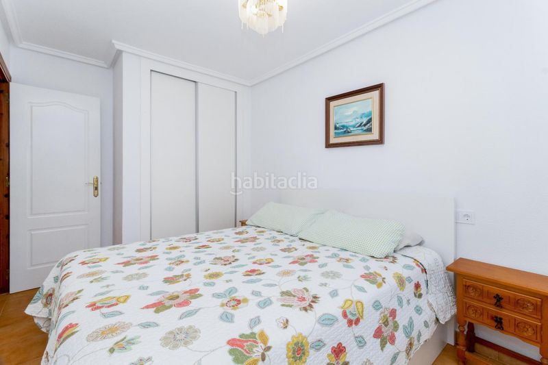 Foto 90c8d403-28bd-44c5-ab50-b7b4ae4d5a9b. Casa amb aparcament a La Zenia Orihuela