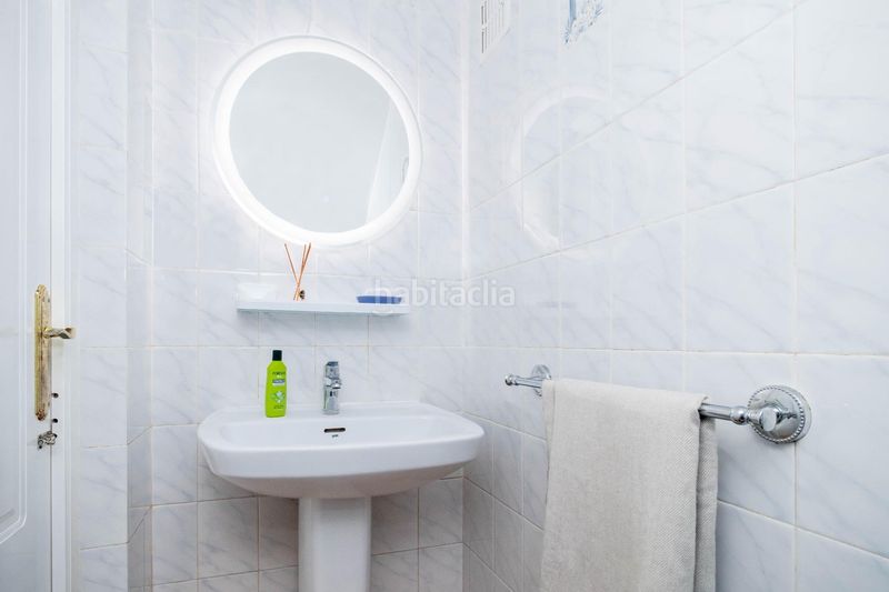 Foto af3bb275-b95d-4ee6-b013-fa33bcff4b95. Casa amb aparcament a La Zenia Orihuela