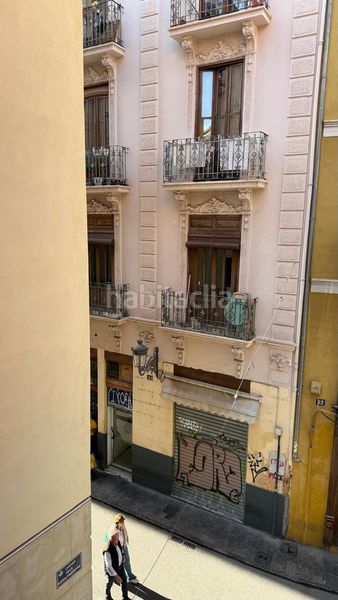 Foto d791e128-0a82-48ad-a545-7c199523c887. Pis a La Seu Valencia