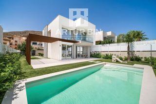 Chalet in Golf Bahía