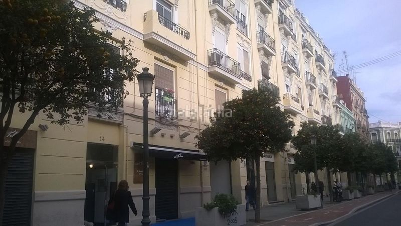 Foto b840a264-def9-4a54-b051-f4303eef1d51. Àtic a Russafa Valencia