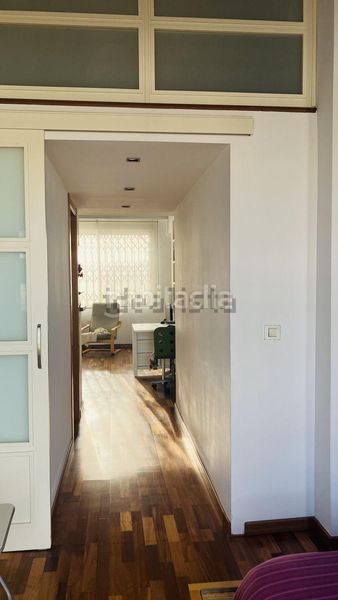 Foto d05e3062-c1f3-4e80-bfbb-22b4e0f368a5. Àtic a Russafa Valencia
