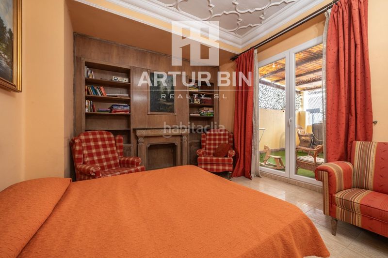 Foto 23a3d1ca-a4e2-4992-8b9a-3f2955a9fb57. Apartament a El Mercat Valencia