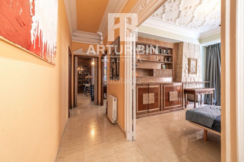 Foto abe9c939-9887-40e0-867e-c7a90531d059. Apartament a El Mercat Valencia