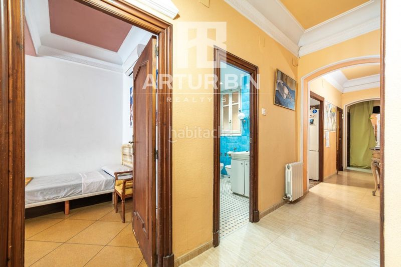 Foto ae4ca8d4-3e3a-45a6-a0fa-4b84ad2c3c76. Apartament a El Mercat Valencia