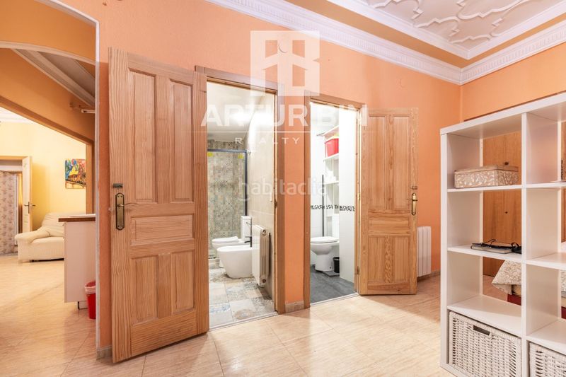 Foto e263dc7b-91a9-4119-87a3-f2c6a41ed61e. Apartament a El Mercat Valencia