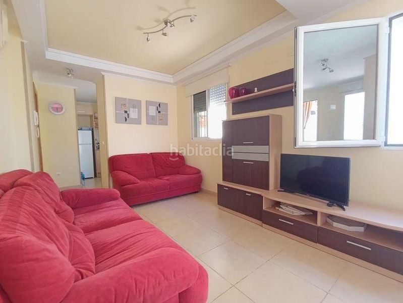 Foto cf0249dd-6c22-42ae-acb6-04e75b32bb32. Casa aparellada amb aparcament a Moncófar Playa Moncofa