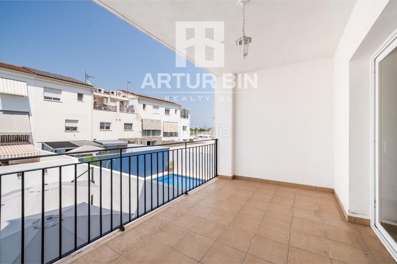 Foto b54f2079-2383-4738-a80c-8a1167797c3d. Xalet amb piscina a Beneixida