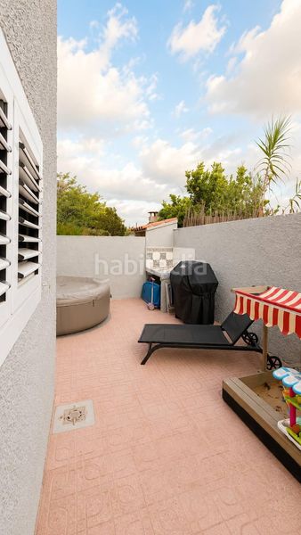 Foto a1974485-eab8-45e8-8701-bb5f4e8c4931. Casa a Bega de Mar Sueca