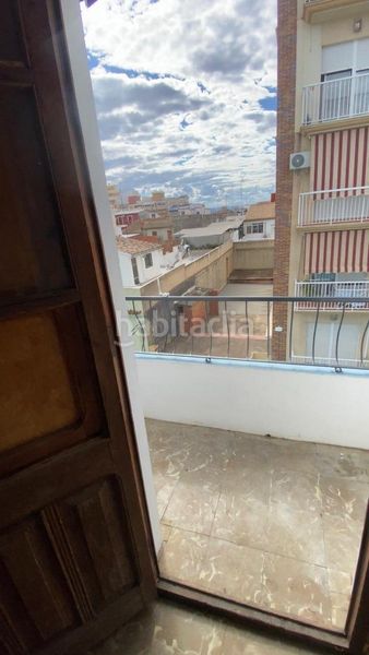 Foto fbb2bd1d-1d18-40d2-afaa-7901d1afe876. Pis a Carcaixent