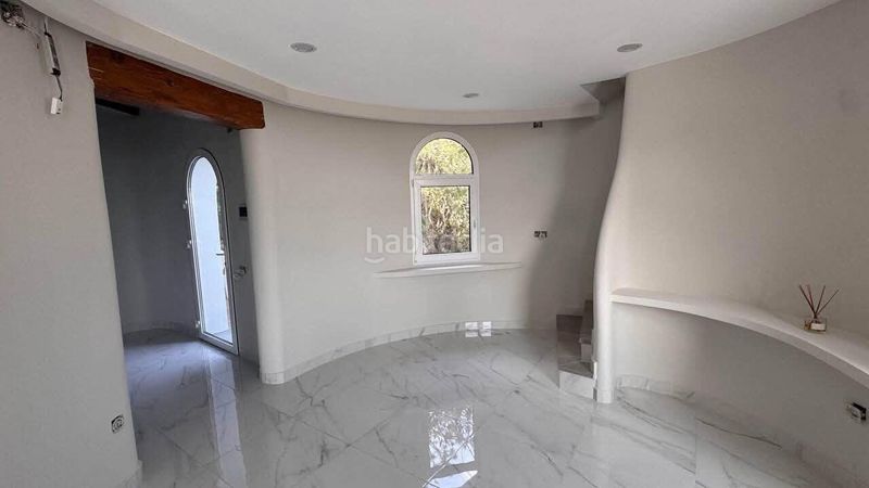 Foto 0bfa75b4-d7b3-4f5f-87a1-0453bbe499de. Casa amb aparcament piscina a Mascarat Altea