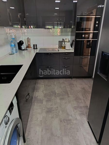 Foto 5c233822-5d74-488b-a765-9e7c4c7733fc. Casa amb calefacció aparcament a Moncada