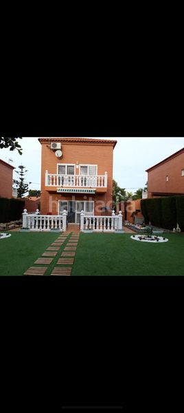 Foto 72722717-ca41-4339-9ee7-550871345dd8. Casa amb calefacció aparcament a Moncada