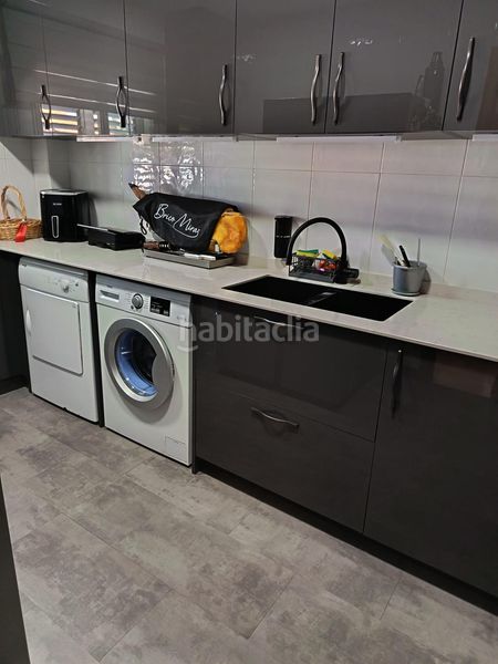 Foto 75d93440-dbbe-442e-9e25-723a16f27f23. Casa amb calefacció aparcament a Moncada