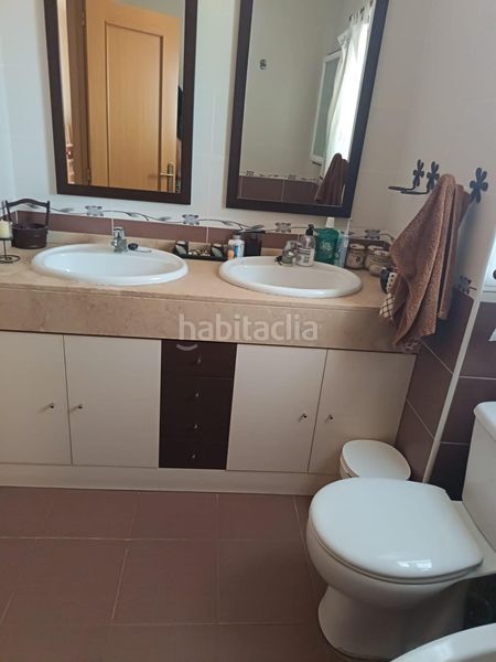 Foto a3bc4356-89da-4bb9-b738-f47b0fb7ea33. Casa amb calefacció aparcament a Moncada