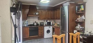 Etagenwohnung in Avenida de la Paz