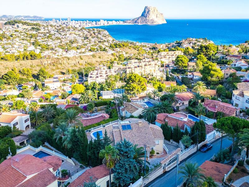 Foto 53f89b64-0b32-49d2-907b-e777bc2084b4. Chalet con piscina in Maryvilla Calp