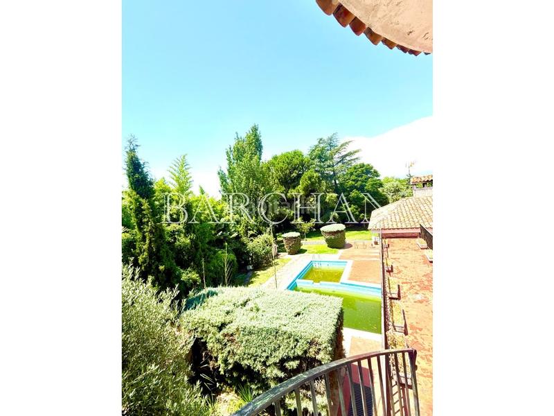 Foto 14a4305f-b237-4f88-89df-0e2d8e08df17. Haus mit parking pool in Bonanza Boadilla del Monte