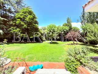 Casa  N/a. Chalet independiente en bonanza  boadilla del monte