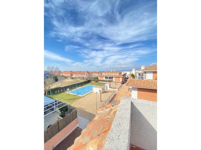 Foto b283f4ab-fcfa-4172-b7e7-ccd013dab03c. Penthouse with parking in Centro Villaviciosa de Odón