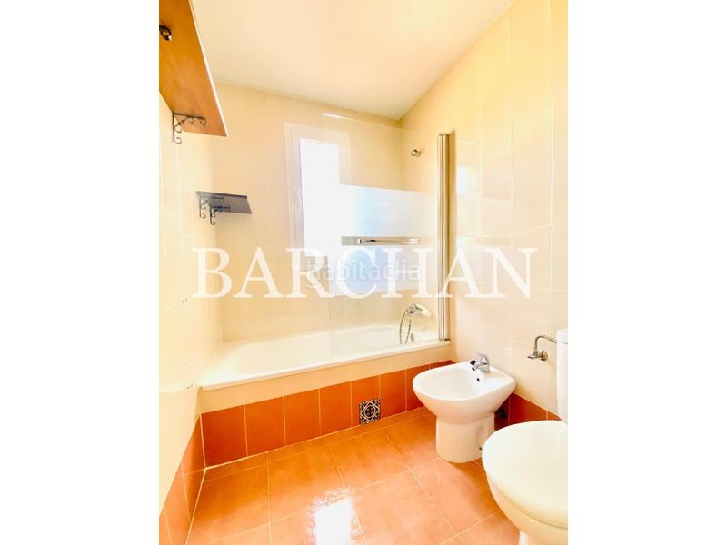 Foto fe83a3f8-8110-4f44-9169-1acd9da0f4a8. Penthouse with parking in Centro Villaviciosa de Odón