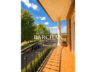 Lloguer Xalet  Calle viña. Chalet independiente en alquiler 5 dormitorios con espectaculare