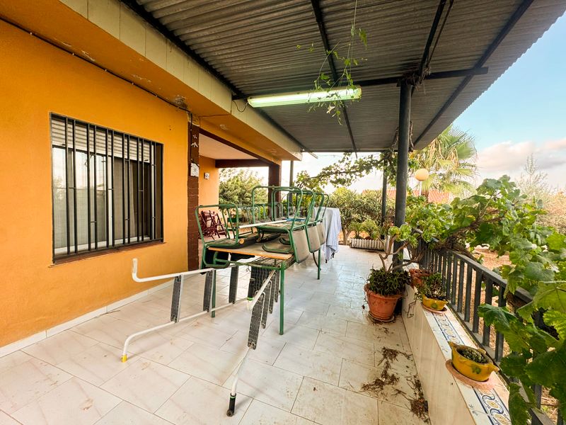 Foto 58c132c3-e5b6-4df8-b963-42f99a563782. Chalet mit parking in Onda
