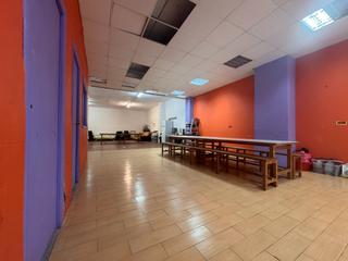 Rent Business premise  Carrer de carcaixent. Alquiler de local en calle de carcaixent