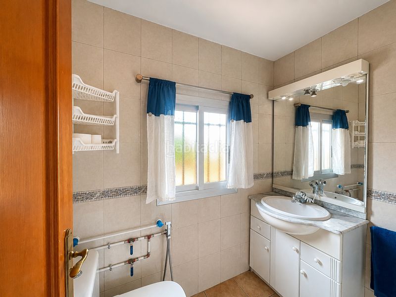 Foto 10feefe3-7346-436e-b127-01614e1404c5. Casa aparellada a Playa-Ben Afeli Almazora / Almassora