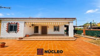 Casa aparellada  Avinguda de la mediterrània. Chalet pareado en venta en avenida de la mediterránea