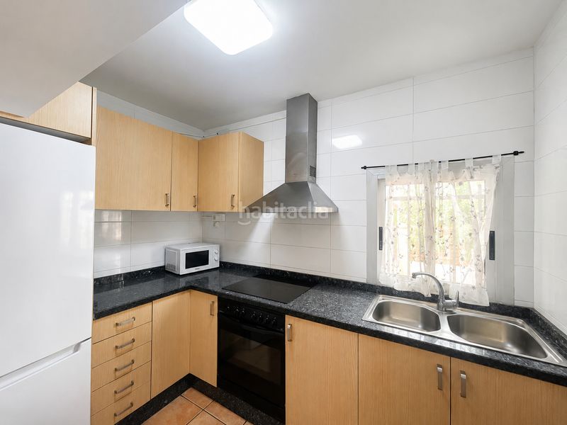 Foto e346ac74-2ee9-4980-8d8e-d5387fdb3c59. Casa aparellada a Playa-Ben Afeli Almazora / Almassora