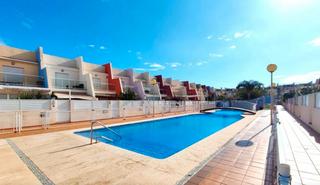 Casa adossada  Carrer de vicente blasco ibez. Chalet adosado en venta en calle de vicente blasco ibez
