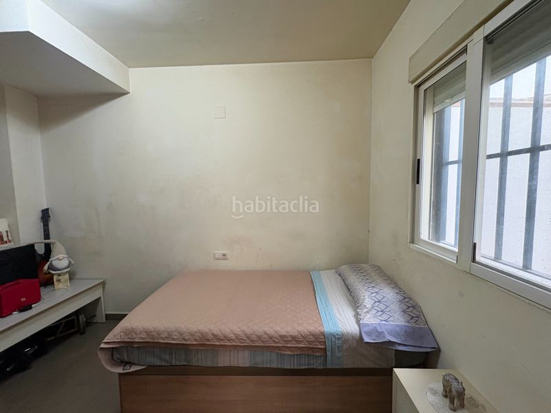 Foto f5c4bd6c-d7b9-4da0-8b69-acc61095ce51. Planta baja piso en venta en calle gravina en Chilches