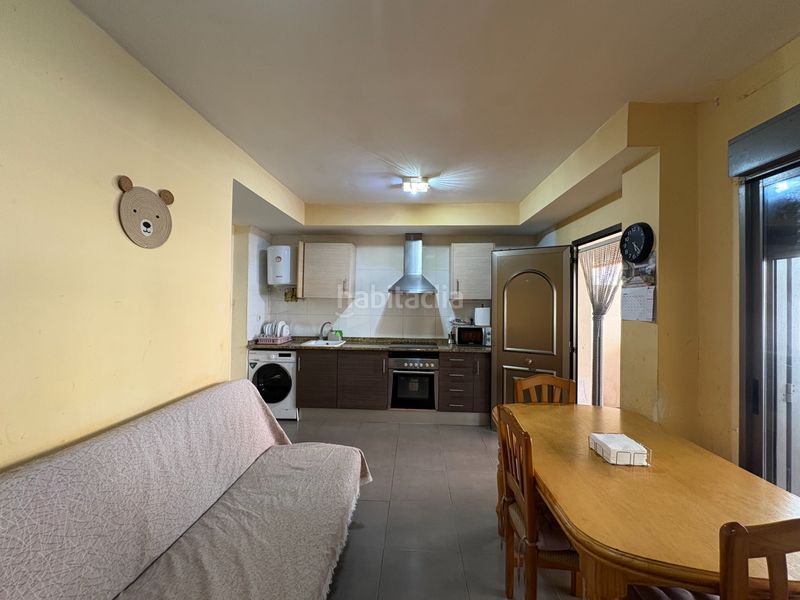 Foto f689285a-86c1-4cf1-8644-47c3fda3c8c3. Planta baja piso en venta en calle gravina en Chilches