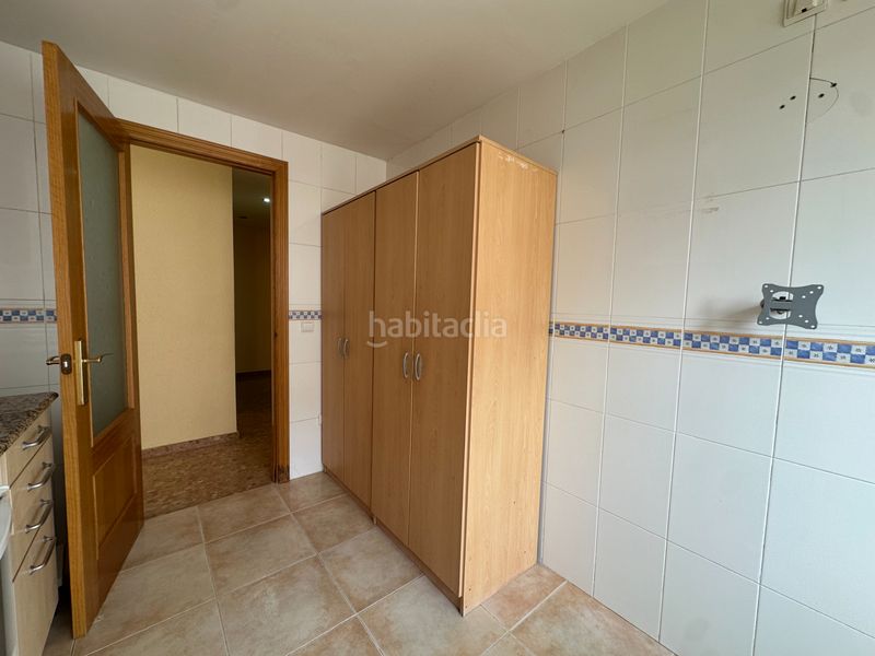 Foto 7b4b7f58-7fc3-4e97-b89f-388c7326a2f7. Pis amb calefacció aparcament a Onda