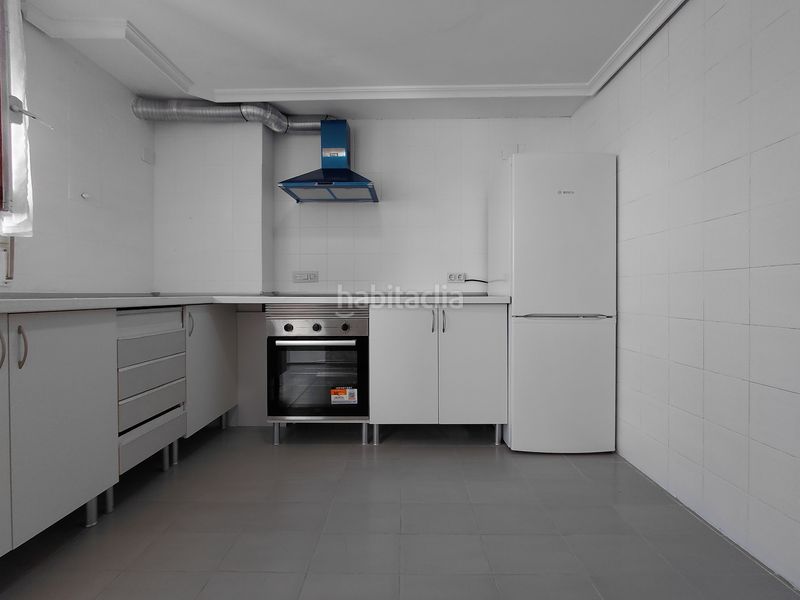 Foto 197d4b93-6d0d-40a1-a7e6-a9604511a0ca. Rent flat in Centro Almazora / Almassora