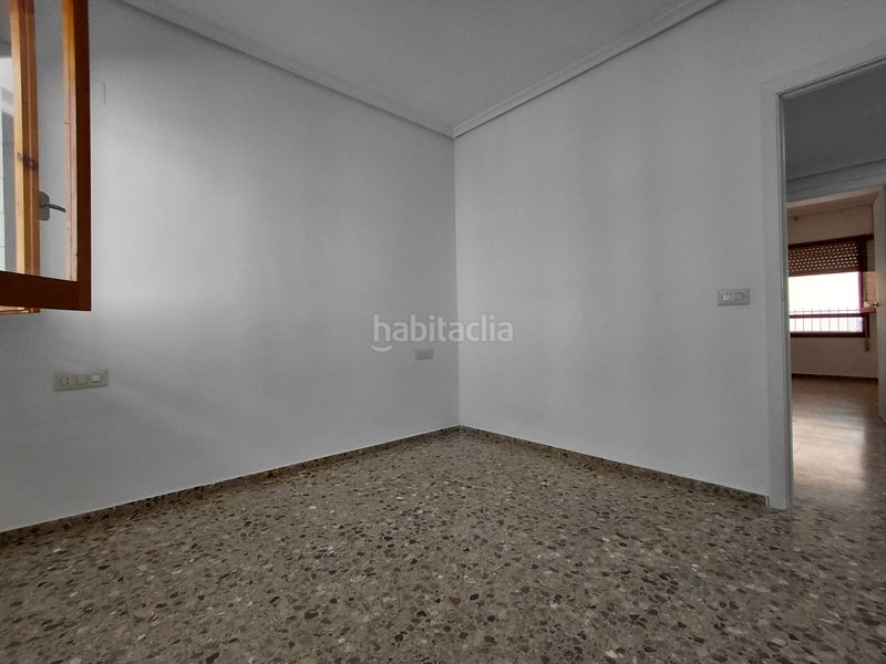 Foto 205af38a-8132-4342-aedb-1197b501c675. Rent flat in Centro Almazora / Almassora