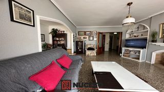 Flat  Calle león xiii. Piso en venta en calle león xiii