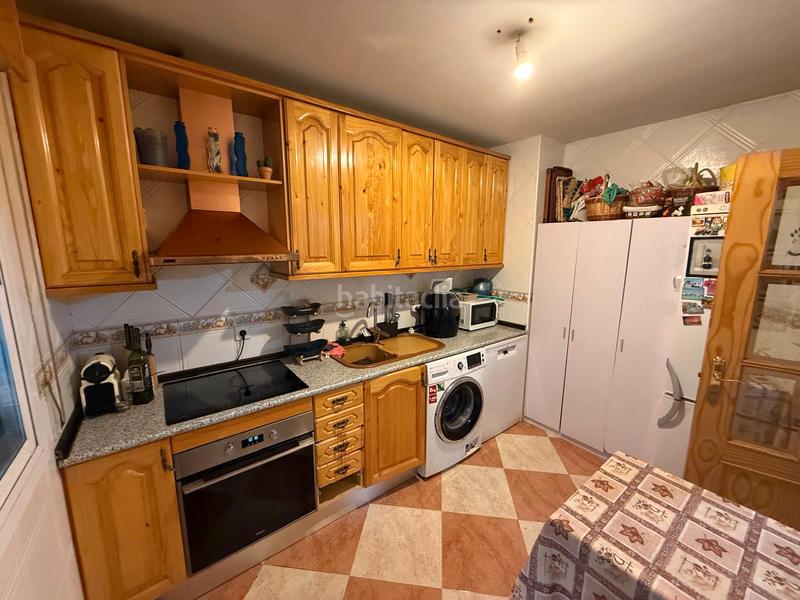 Foto 6eed3ed0-1569-4eb9-8946-7b42532b8151. Erdgeschoss mit heizung parking in El Vallejo Azuqueca de Henares