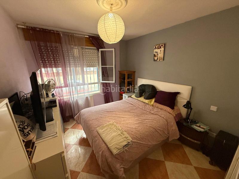 Foto e984c09d-c99f-4ec2-8175-775290409f53. Erdgeschoss mit heizung parking in El Vallejo Azuqueca de Henares