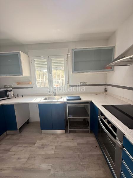 Foto 1badde00-1707-4bb4-a0fd-28749d6c1e5f. Chalet mit kamin heizung parking in Pioz