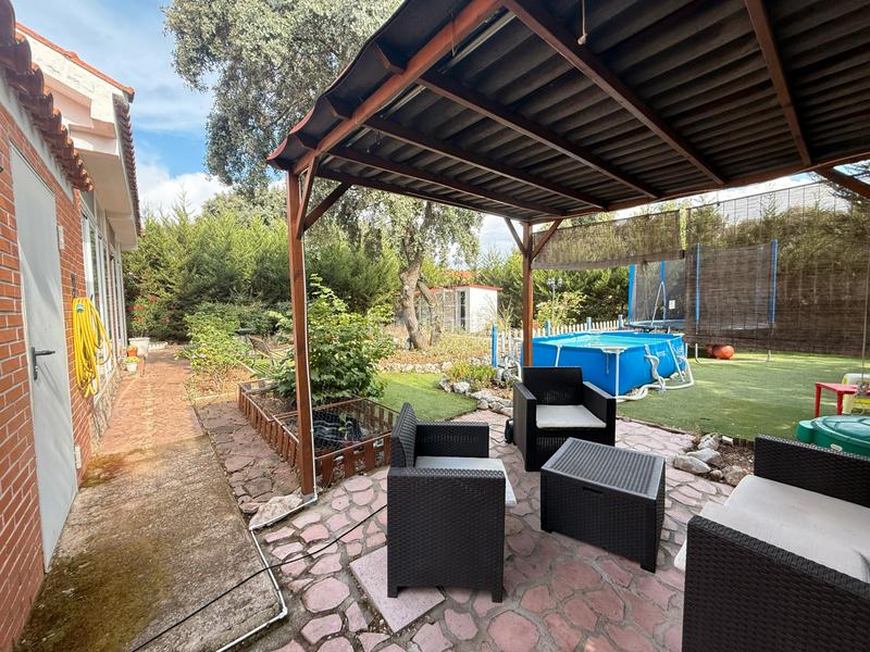 Foto 265283f4-8cb0-4827-a367-4b6bc0b7f7d1. Chalet mit kamin heizung parking in Pioz