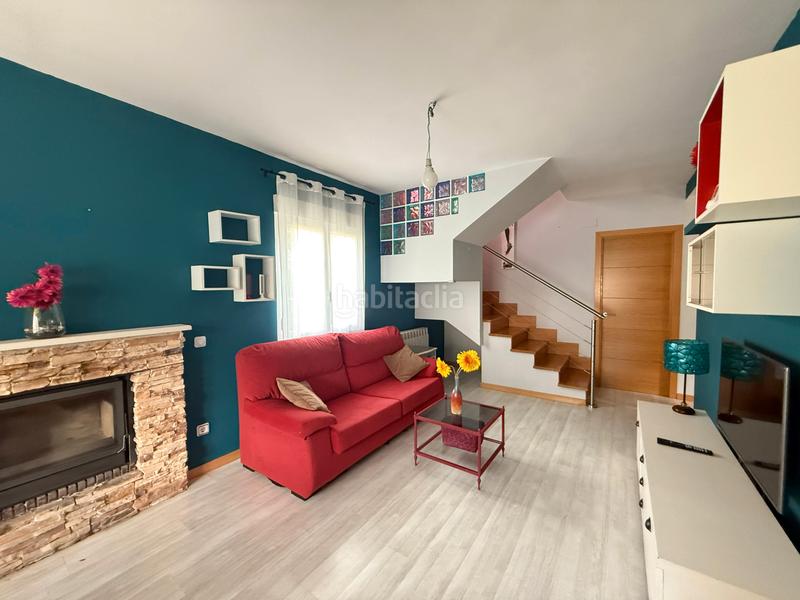 Foto 8f812cc7-6510-49a0-9e8b-7caeba00bbd6. Chalet mit kamin heizung parking in Pioz