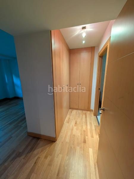 Foto cdd109ff-b460-4f70-aa5e-b682b24c837b. Piso en calle josé antonio andrés rodríguez 5 amplio piso en valdeluz – con terraza, piscina, pádel y todo lo que necesitas en Yebes