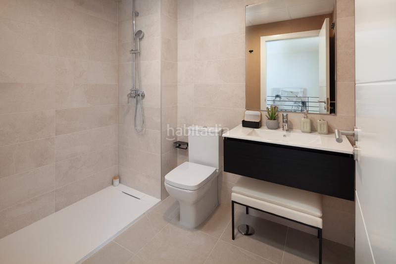 Foto 9d223e34-240f-42a7-9470-c64a0792945d. Promoción Golden View II en Manilva. Edificio viviendas de obra nueva